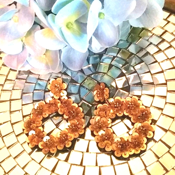 Anthropologie Lucia sequin & beaded earrings FIRM PRICE - Picture 2 of 7